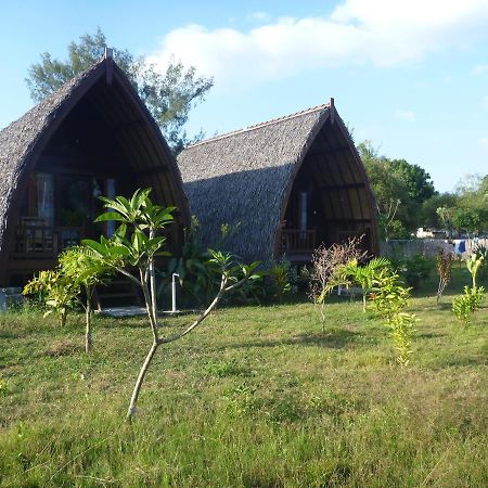 Hotel Rose Bungalow Pemenang Exteriér fotografie