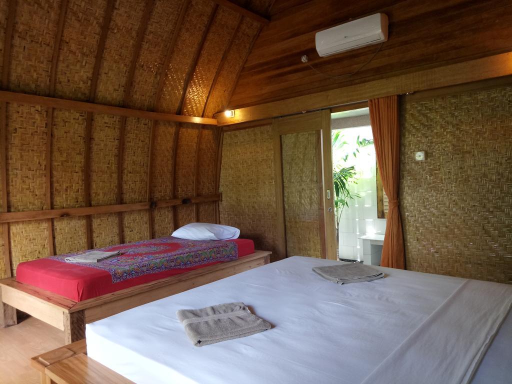 Hotel Rose Bungalow Pemenang Exteriér fotografie