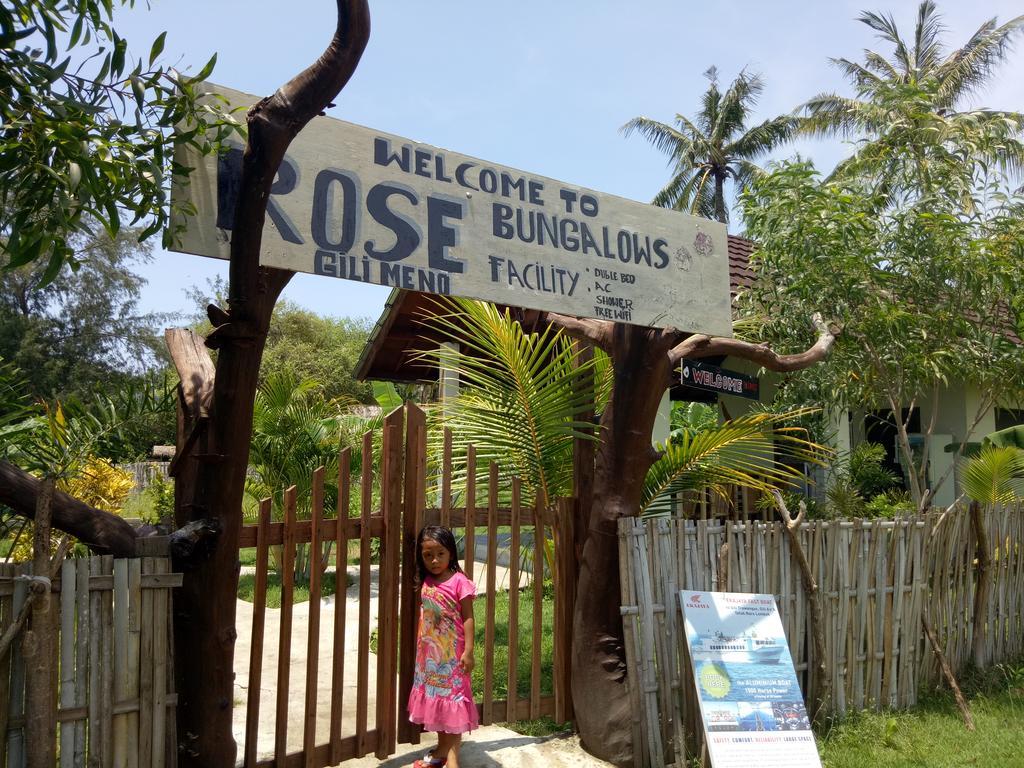 Hotel Rose Bungalow Pemenang Exteriér fotografie