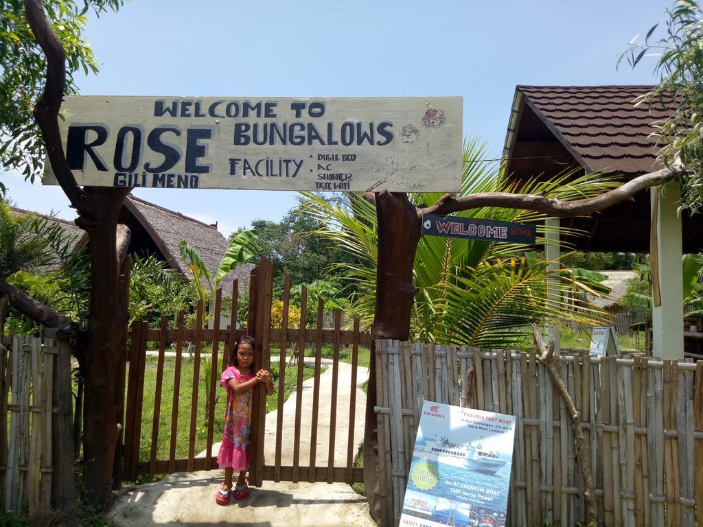 Hotel Rose Bungalow Pemenang Exteriér fotografie