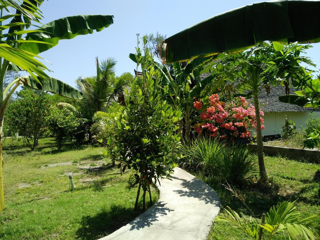 Hotel Rose Bungalow Pemenang Exteriér fotografie