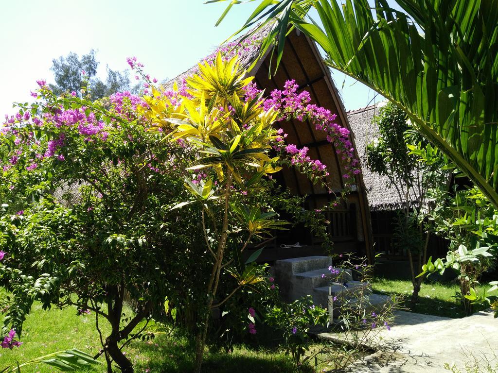 Hotel Rose Bungalow Pemenang Exteriér fotografie