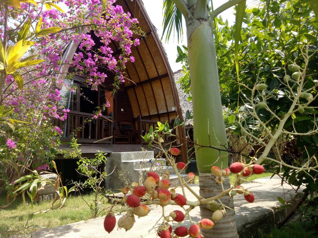Hotel Rose Bungalow Pemenang Exteriér fotografie
