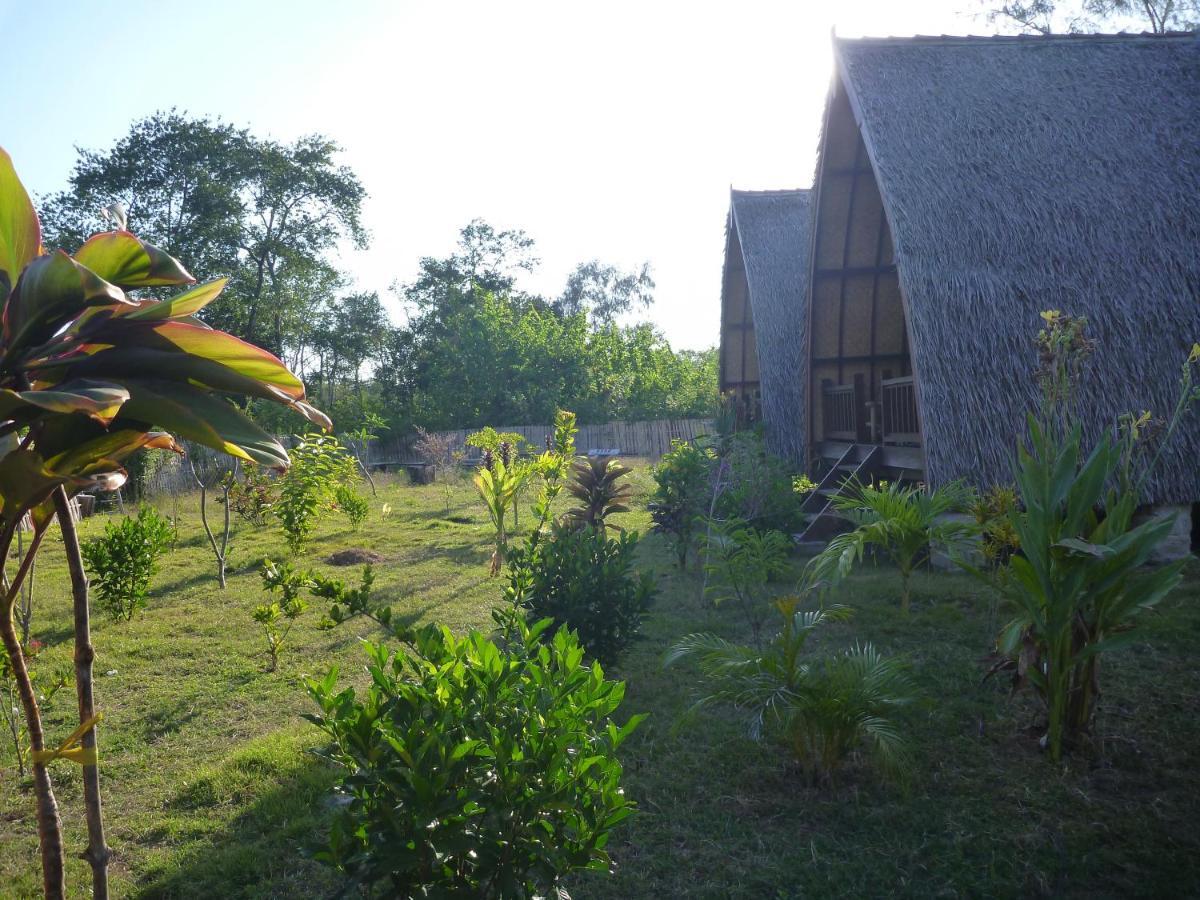 Hotel Rose Bungalow Pemenang Exteriér fotografie
